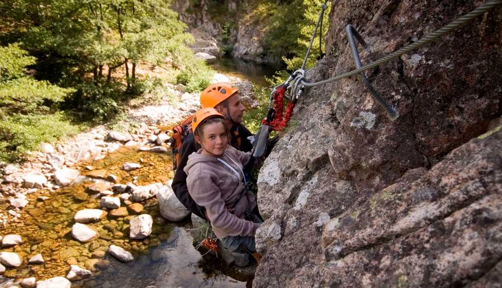 Multi-activités-Via-ferrata-Nature-Sport-Cévennes-évasion